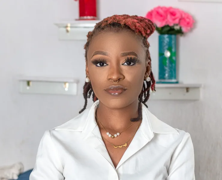 Gelax Bolaji - Afrocritik