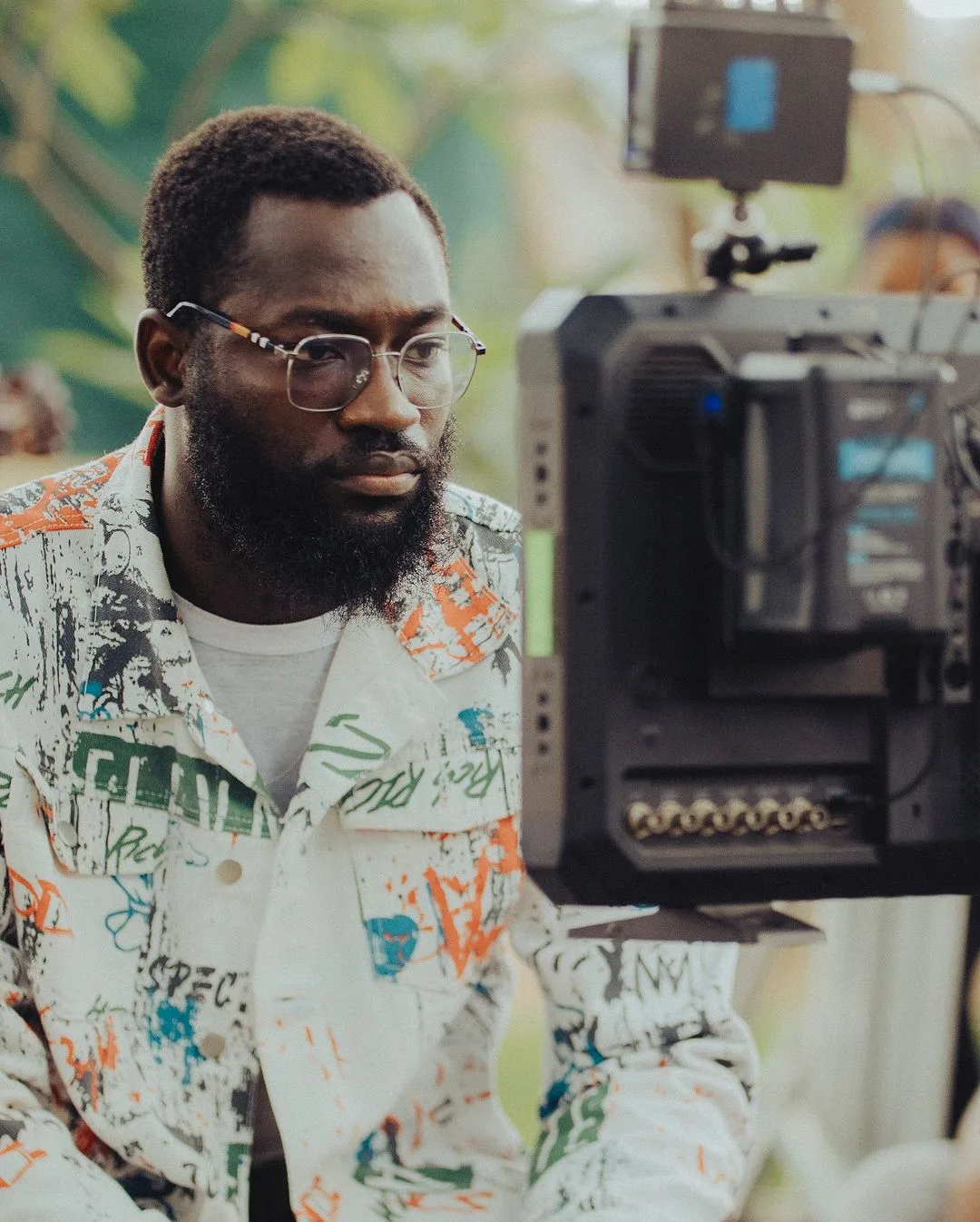 Seun Richards on the set of At Ease