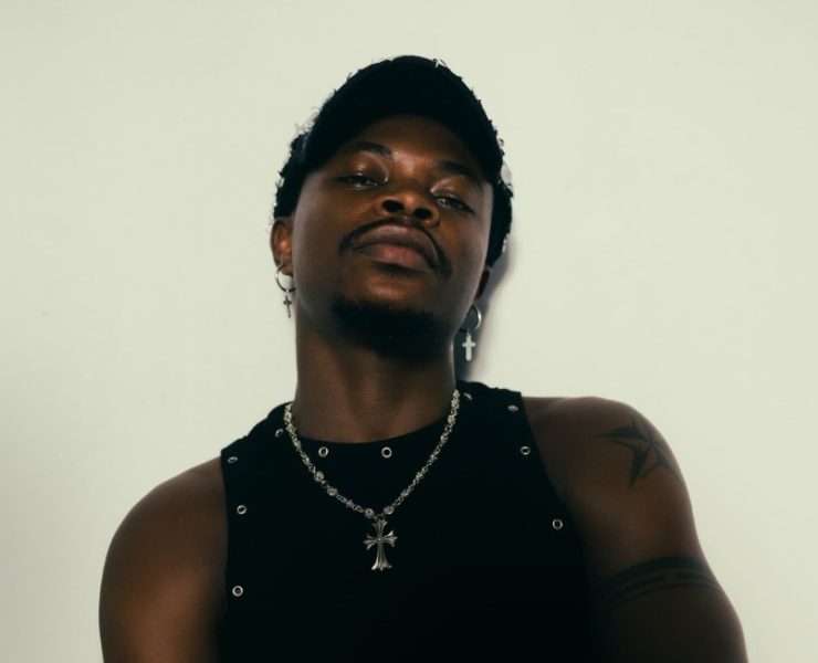 Starsamm, Love Is War